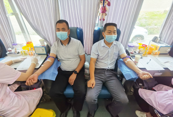 旬陽縣紅軍鎮(zhèn)開展“學(xué)黨史、辦實事”愛心獻血 活動